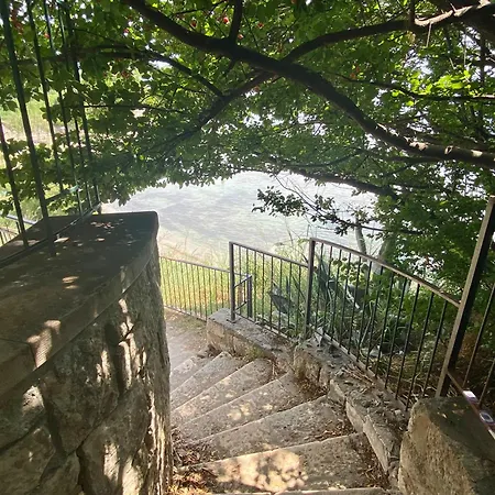 And Apartment Split